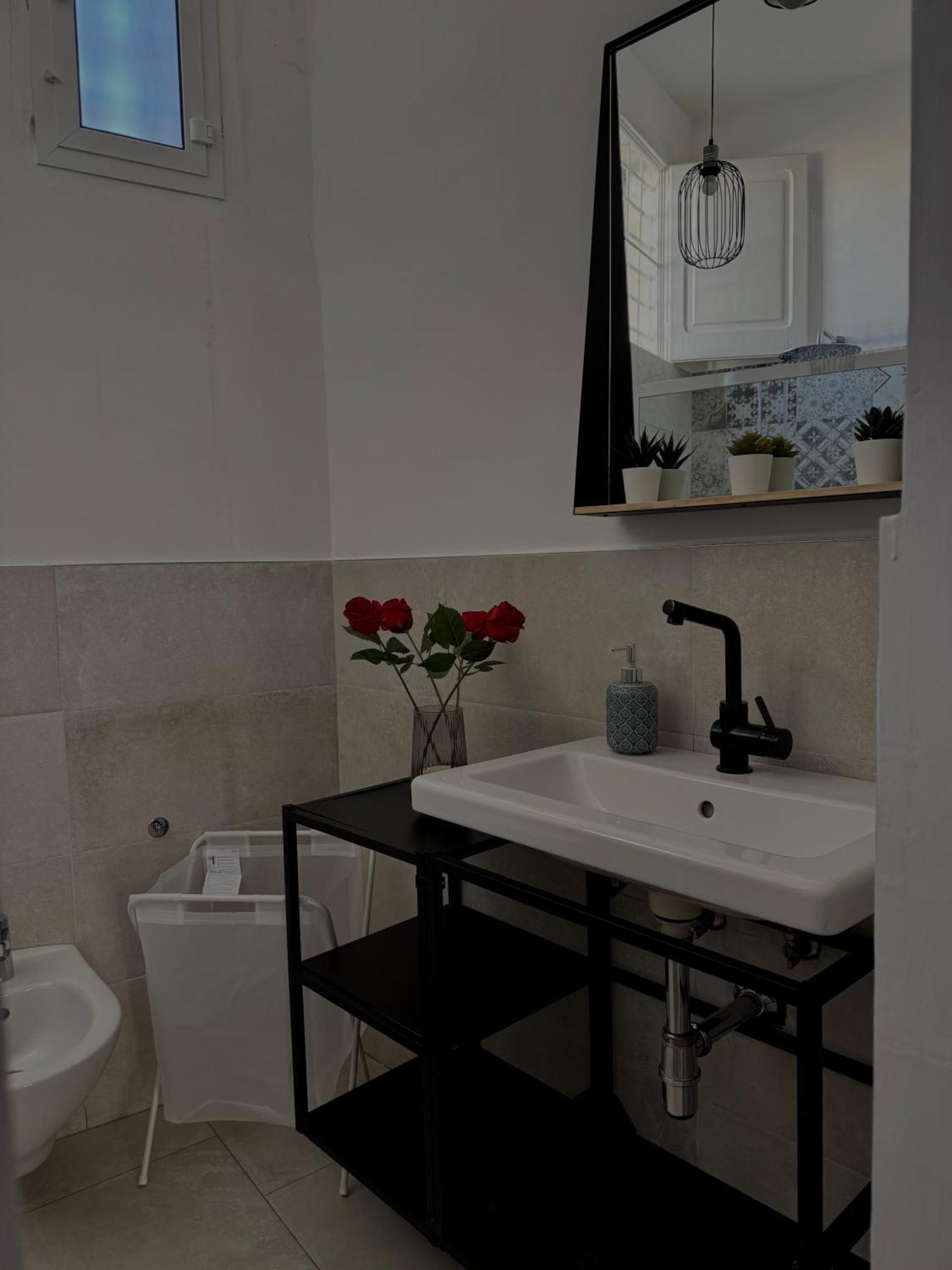L&S Rooms Monopoli Luaran gambar