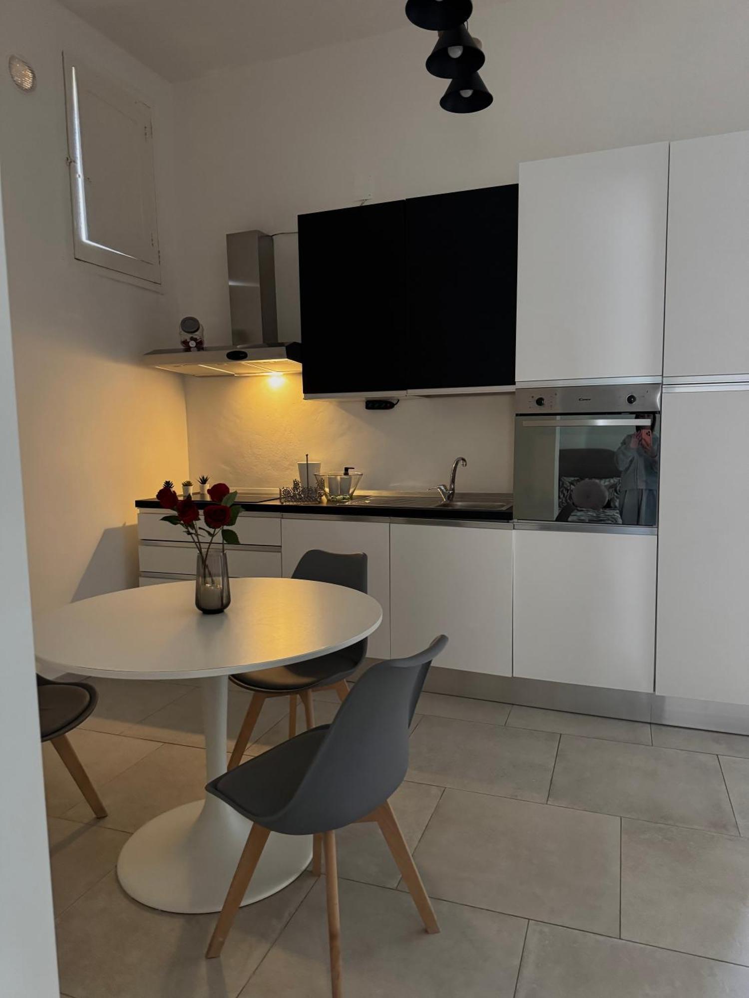 L&S Rooms Monopoli Luaran gambar